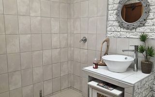 5 Bedroom House For Sale in Noord Duin