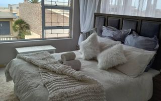 5 Bedroom House For Sale in Noord Duin