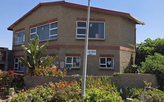 5 Bedroom House For Sale in Noord Duin