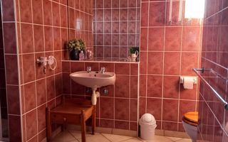 5 Bedroom House For Sale in Noord Duin