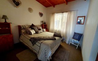4 Bedroom House For Sale in Henties Bay Central