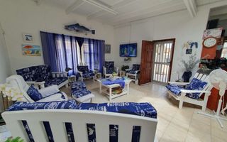 4 Bedroom House For Sale in Henties Bay Central