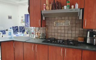 4 Bedroom House For Sale in Henties Bay Central