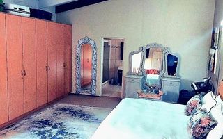 4 Bedroom House For Sale in Henties Bay Central, Henties Bay