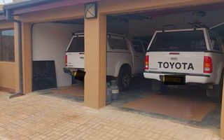4 Bedroom House For Sale in Henties Bay Central, Henties Bay