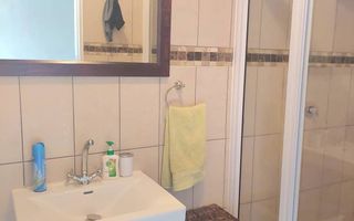 4 Bedroom House For Sale in Henties Bay Central, Henties Bay