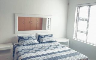 4 Bedroom House For Sale in Henties Bay Central, Henties Bay