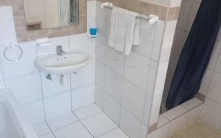 6 Bedroom House For Sale in Walvis Bay Central