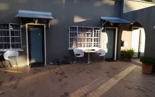 6 Bedroom House For Sale in Otjiwarongo