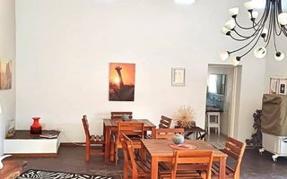 6 Bedroom House For Sale in Otjiwarongo