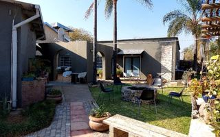 6 Bedroom House For Sale in Otjiwarongo