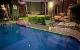 6 Bedroom House For Sale in Otjiwarongo