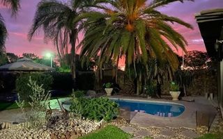 6 Bedroom House For Sale in Otjiwarongo