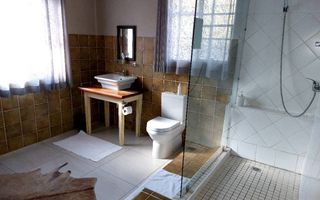 6 Bedroom House For Sale in Otjiwarongo