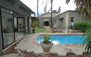 6 Bedroom House For Sale in Otjiwarongo