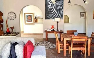 6 Bedroom House For Sale in Otjiwarongo