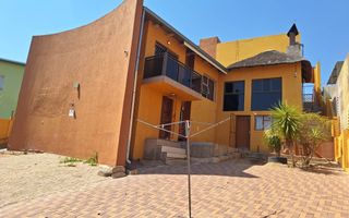 3 Bedroom House For Sale in Dorado Park