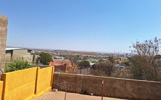 3 Bedroom House For Sale in Dorado Park