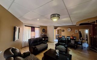 3 Bedroom House For Sale in Dorado Park