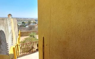 3 Bedroom House For Sale in Dorado Park