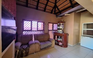 3 Bedroom House For Sale in Dorado Park