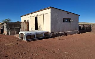 5 Bedroom Farm For Sale in Kalkrand