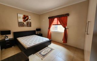 3 Bedroom House For Sale in Henties Bay Central