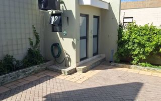 3 Bedroom House For Sale in Kleine Kuppe