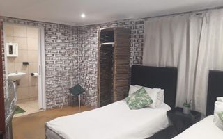 10 Bedroom Office / Retail / Mixed Use For Sale in Grootfont...