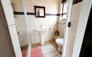 3 Bedroom House For Sale in Henties Bay Central