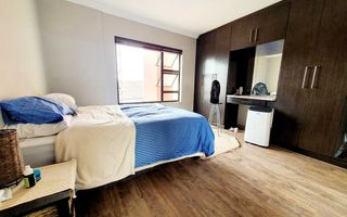 3 Bedroom House For Sale in Henties Bay Central