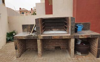 3 Bedroom House For Sale in Henties Bay Central