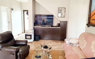 3 Bedroom House For Sale in Henties Bay Central