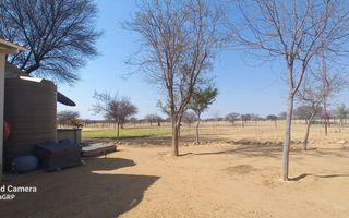 5 Bedroom Small Holding / Plot For Sale in Windhoek South, W...