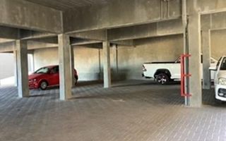 2 Bedroom Apartment / Penthouse For Sale in Otjomuise, Windh...