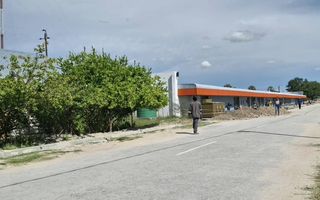 Office / Retail / Mixed Use For Sale in Helao Nafidi, Namibi...