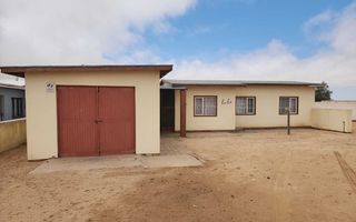 3 Bedroom House For Sale in Noord Duin