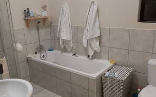 2 Bedroom Apartment/Penthouse For Sale in Elisenheim