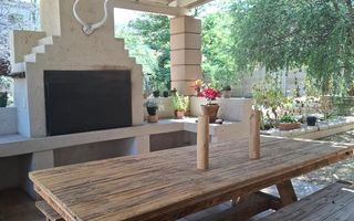 5 Bedroom House For Sale in Suiderhof, Windhoek