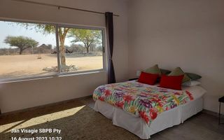 6 Bedroom Small Holding / Plot For Sale in Omaruru