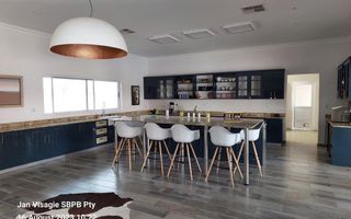 6 Bedroom Small Holding / Plot For Sale in Omaruru