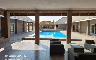 6 Bedroom Small Holding / Plot For Sale in Omaruru