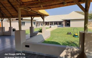 6 Bedroom Small Holding / Plot For Sale in Omaruru