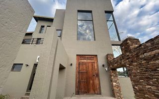 5 Bedroom House For Sale in Ludwigsdorf, Windhoek