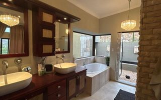 5 Bedroom House For Sale in Ludwigsdorf, Windhoek