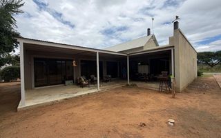 4 Bedroom House For Sale in Omeya Golf Estate