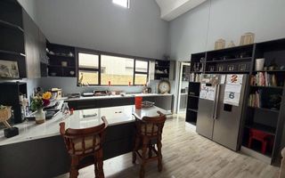 4 Bedroom House For Sale in Omeya Golf Estate