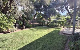 4 Bedroom House For Sale in Grootfontein