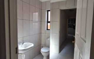 5 Bedroom House For Sale in Ondangwa