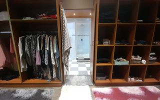 6 Bedroom House For Sale in Henties Bay Central, Henties Bay